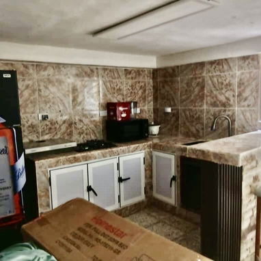 Se vende casa en el Lawton totalmente vacía - 4/10