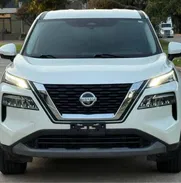 2021 Blanco Nissan Rogue SV 4dr Crossover - Img 50227135