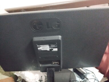 Torre h61 con monitor 22 pulgadas, tarjeta de video de 4 GB ddr5 dos discos duros 1 Tera y 500gb - Img 63706792