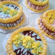 Cakes - Img 54663371