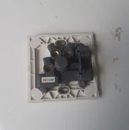 Toma de corriente con interruptor y adaptadores - Img 47020513