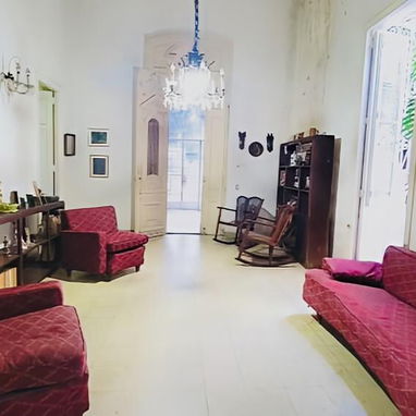 Espectacular mansión a la venta en el Vedado con 5 cuartos. Bellísimo estilo arquitectónico!!! - Img 98500254