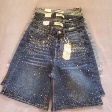 Shorts de mujer - Img 123053028