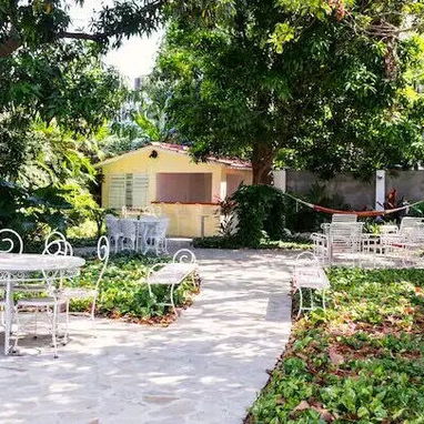 IG Casa de renta de lujo en La Habana (Miramar) (municipio Playa)🏤/Alquiler de habitaciones Miramar / MIR-003 - 3/6