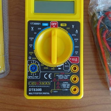MULTÍMETRO DIGITAL CROWNMAN + CINTA MÉTRICA 10M, ENTREGA DE FACTURA, VARIEDAD DE ARTÍCULOS DE FERRETERÍA, ETC - 3/8