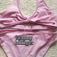 Vendo bikini talla 10 (niña)Tommy Hilfiger - Img 43715160