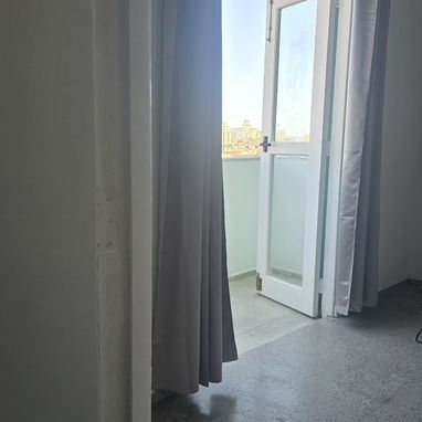 Alquiler de Larga Duración en Apartamento Edificio Super Cake, Centro Habana - Img 118796027