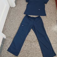 Uniforme para medico o asistentes. - Img 57513894