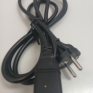 VENDO CABLE DE ALIMENTACION CORRIENTE ELECTRODOMESTICOS. 240V/10A. ESPIGA REDONDA. LONGITUD 1,5M - Img 53608330
