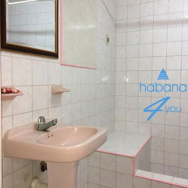 Hermosa casa con piscina.  Reservas por WhatsApp 5 8142662 - Img 120341390