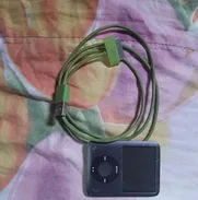 Ipod de 8Gb. Con su cable de Carga a la corriente. Precio: 4000cup - Img 50463165