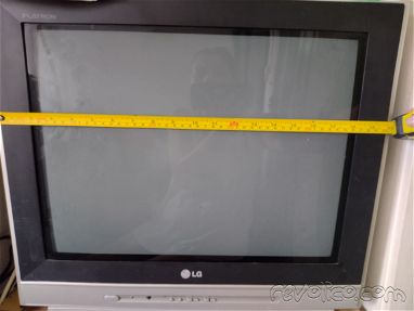 Se vende un televisor LG - Img main-image-45846492
