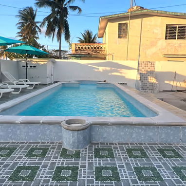 Disponible casa leyanis con piscina y billar del 23 al 27 Agosto. Whatssap 5 2959440 - 3/8