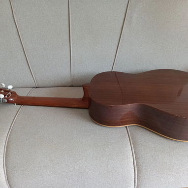 Se vende guitarra clasica marca Alhambra . - Img 122334094