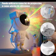 Lampara de astronauta. Preciosa lámpara para niños o adultos.puede ser excelente regalo o juguete - Img 45278833