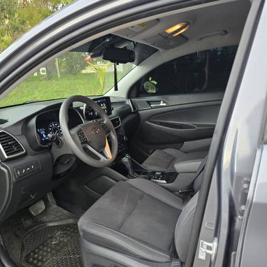 HYUNDAI TUCSON 2021 - 3/8