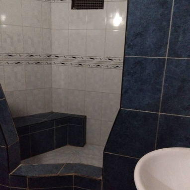Casona por la word Ciudad Deportiva con garage -Carposh - 10/10