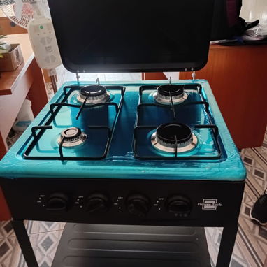 COCINA DE GAS DE 4 HORNILLAS - Img 125769754
