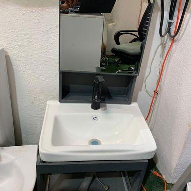 muebles de baño con sus herrajes espejo todo - Img 124329632