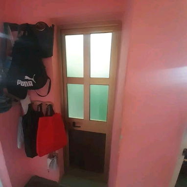 Apartamento con balcón en el sevillano - Img 121884193