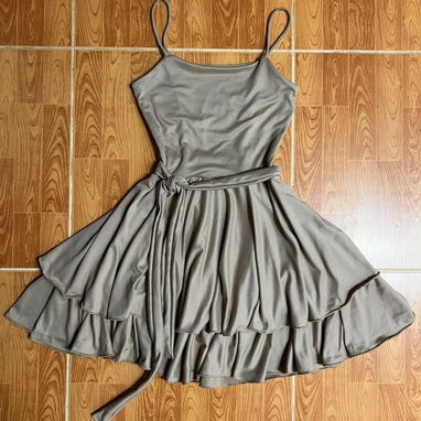 Vestido con lazo corte princesa de vuelo - Img 123457662