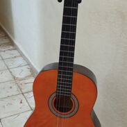 Guitarra Clásica marca Beezini - Img 45374391