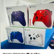 Mandos Originales de Xbox serie S, en su caja sellados (quedan blanco y azules) - Img 45412177