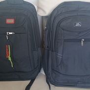 Mochilas grandes cargan más de 12 kg - Img 55408005