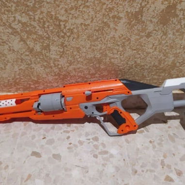 Lanzador Nerf AlphaHawk – Rifle de Dardos de Alta Precisión con Tambor Giratorio - Img 117599377