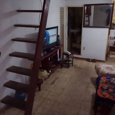 *$6500usd. En venta apartamento (1er piso interior) de un edificio en buen estado constructivo en Centro Haba - Img 121289759