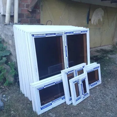 Ventanas de aluminio. Puertas de exteriores y interiores. Closet de espejos. Bajos de meseta - Img 113986900