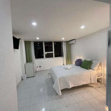 Renta de hermoso apartamento e el Vedado. - Img 113714802