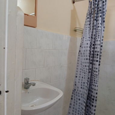 Renta por horas noches o meses o como local Playa con garaje 300usd 53582376 - 8/8