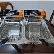 Freidora electrica de aceite CTRONIC doble 20 litros - Img 55911768