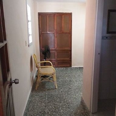 Renta casa independiente de 2 plantas - Img 119235245