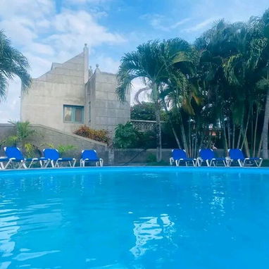 COD.Z 🔥 ¡HOSPEDAJE CON PISCINA Y JACUZZI EN TRINIDAD!   🏊‍♂️ - 5/5