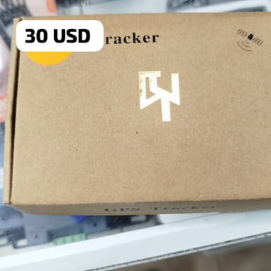 GPS Tracker para Motos y Autos + Mensajería en Caso de Ser Necesario - 2/3
