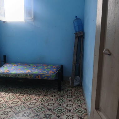 🏠 Apartamento en venta en zona soterrada en Centro Habana. Tiene 2 habitaciones. Abundante agua y suficiente gas - Img 121548742
