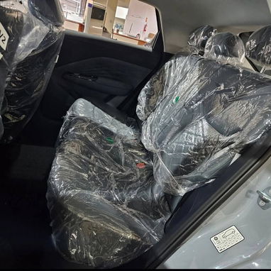 Carro eléctrico detalles al pv - 2/3