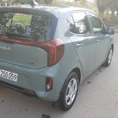 Vendo o negocio kia picanto del 2024 pintura de fábrica - Img 112033559