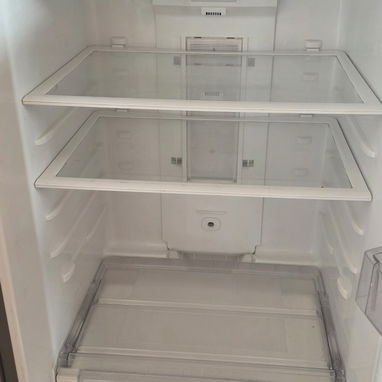 Vendo refrigerador LG con mueble y tarjeta en buen estado y compresor roto - Img 126942260