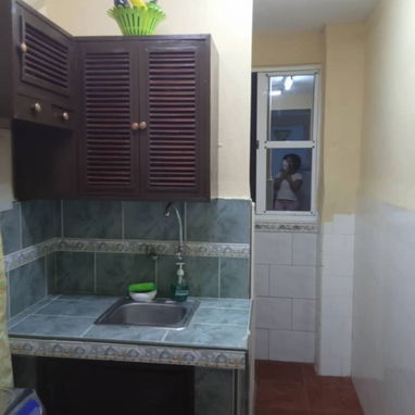 Renta lineal o por noches Vedado de 1 dormitorio por línea y G 300usd 53582376 - Img 122221251