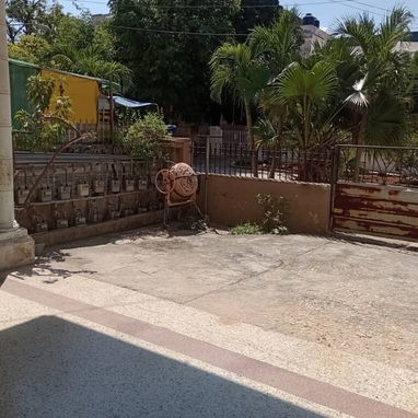 SE VENDE CASA - 7/9
