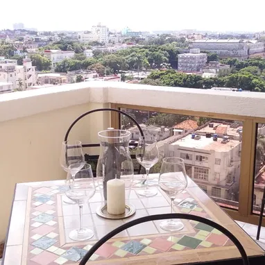 Acogedor apartamento en el vedado , cerca del malecón habanero,  renta con excelente confort +53 52463651 x WhatsApp, F - Img 106434210