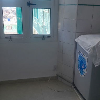 🌊 Renta de apartamento en malecón/ Alquiler de apartamento con respaldo energético/Apartamento en la Habana 🌊 - Img 124696715