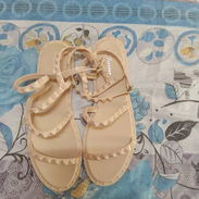 Sandalias Forever con tachuelas - Img 58063927