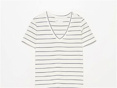 Pullover y camisetas básicas de mujer - Img 69375146