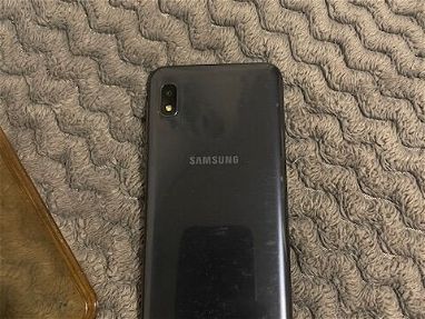 Teléfono Samsung a 10 - Img 65887052