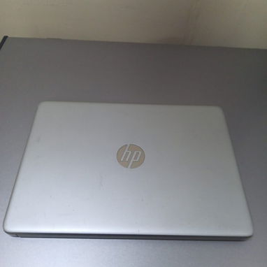 320usd LAPTOP HP DE 14” (Traida de EEUU, minimo uso, impecable) - 2/3