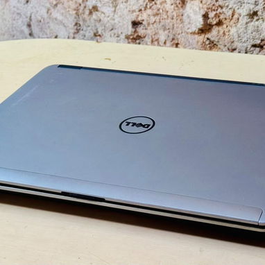 Laptop Dell Latitude gama empresarial - 5/5